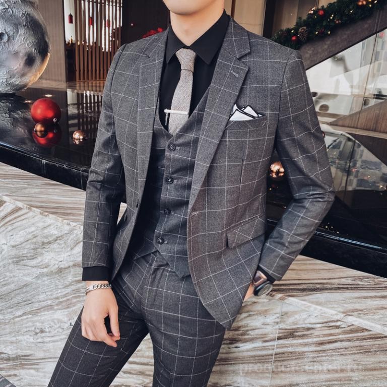 Master Tailor at Work